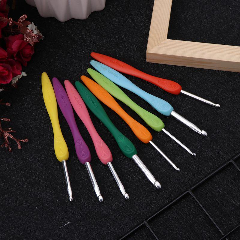 Buy 8Pcs Bearded Needle Crochet Hooks Set Ergonomic Soft-Grip Handle ...