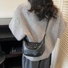 Trendy Fashion Rivet Handbag, High-end Texture Large-capacity Women's Underarm Bag, Retro Design Hobo Crossbody Bag KTB