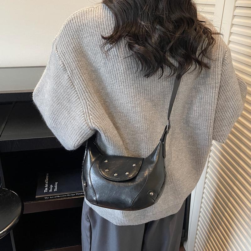 Trendy Fashion Rivet Handbag, High-end Texture Large-capacity Women's Underarm Bag, Retro Design Hobo Crossbody Bag KTB