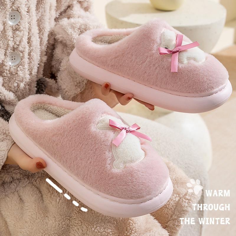 Cotton slippers women's new autumn and winter cute cartoon thick bottom warm plush non-slip cotton drag women