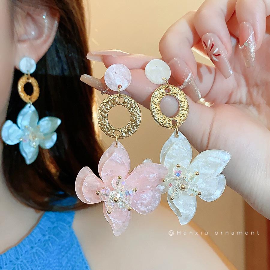 Silver Needle Resin Flower Tassel Earrings: Vintage, Versatile, Light Luxury Fashion Jewelry for Women