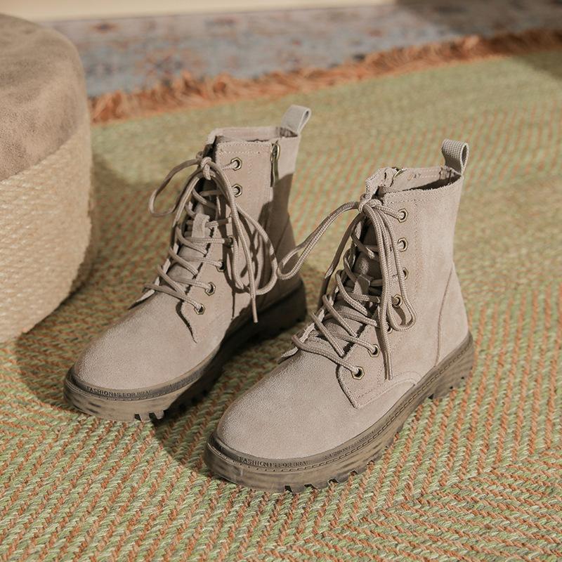 18-96 autumn and winter new solid color washed suede leather Martin boots source thick-soled medium boots children's versatile trend