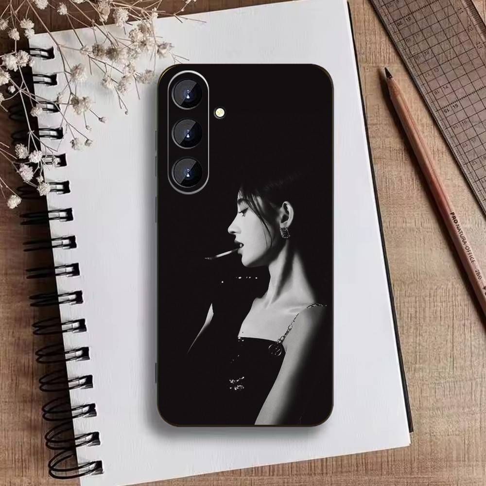 Ju Jingyi Y- Kiku Phone Case For Samsung Galaxy A73,A72,A71,A70,A52,A51 Others Soft Black Cover
