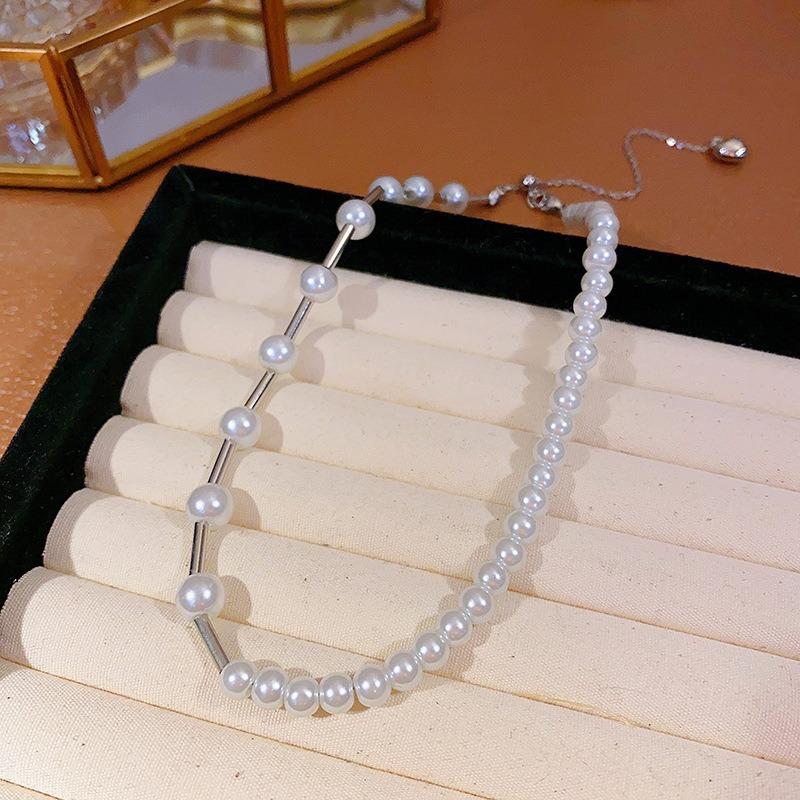 Collana con nappe a forma di cuore di perle - girocollo, catenina per la clavicola, collana per maglione moda autunno/inverno