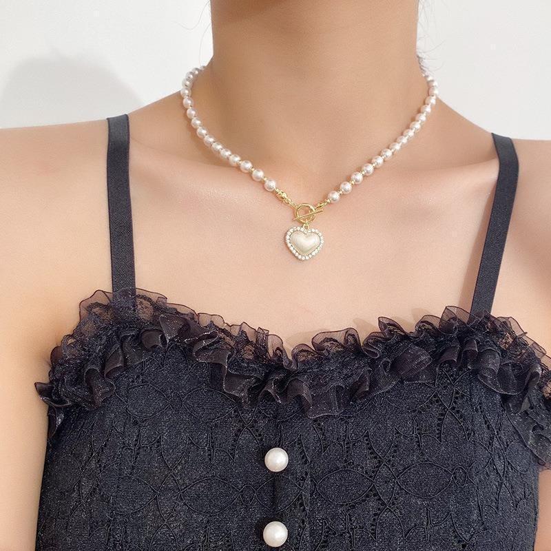Pearl neck chain niche design sense mermaid Ji love collarbone chain, high temperament sweet necklace