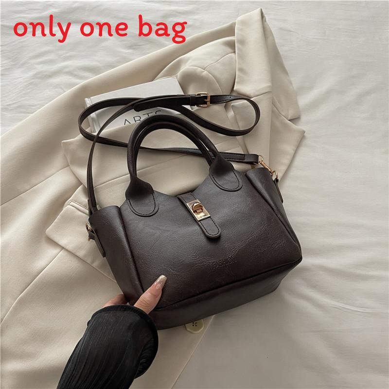 Womens Pu Water Bucket Bag With Lock Closure For Daily Use