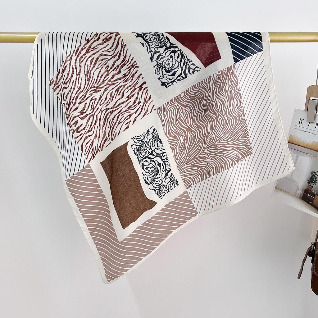 Spring And Summer Neck Protection Breathable Square Scarf Women'S Small Scarf Cotton And Linen Scarf Versatile High-End Temperament Triangular Scarf