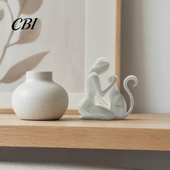 One-piece Molding Figure 3D Printed Sculpture, One-Piece Desktop Figure, Abstract Stable Sculpture Decor Woman Cat Art Ornament for Home Gift