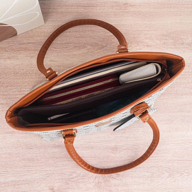 2025New Trendy High-End Printed Tote Bag Versatile Large Capacity Commuting Shoulder Handbag Underarm Bag