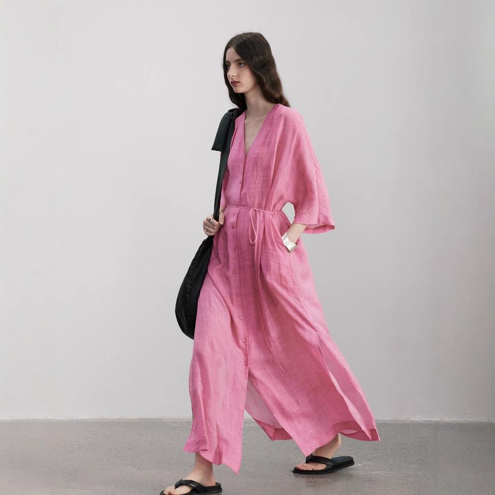 

Весна/Лето 2025 Батал Длинное платье из рами цвета копченой сливы B0446 Medium розы красного