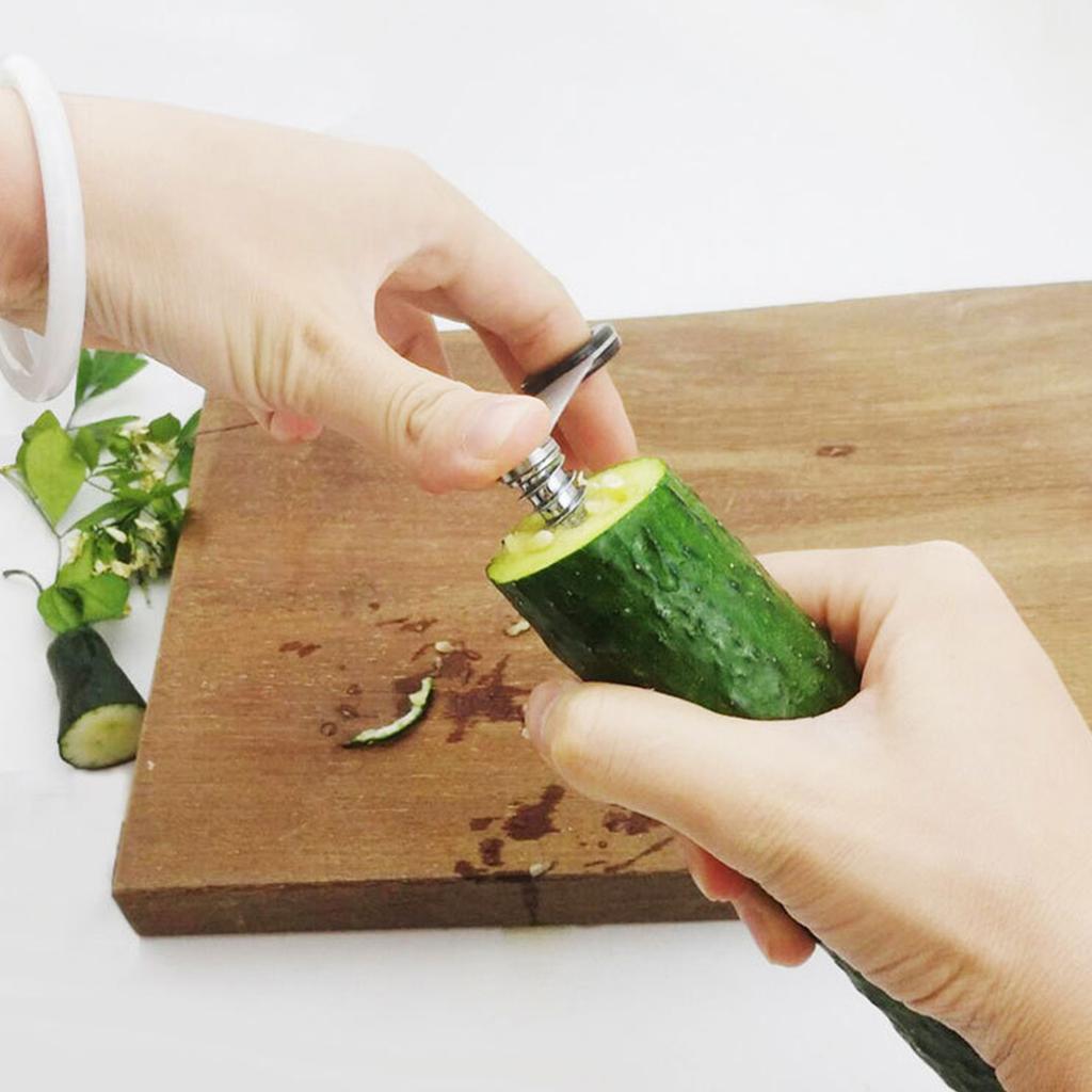 Portable Spiral Twisted Vegetable Slicer Cucumber Kitchen Accessories Tool Suitable for Family Dinners Barbecues