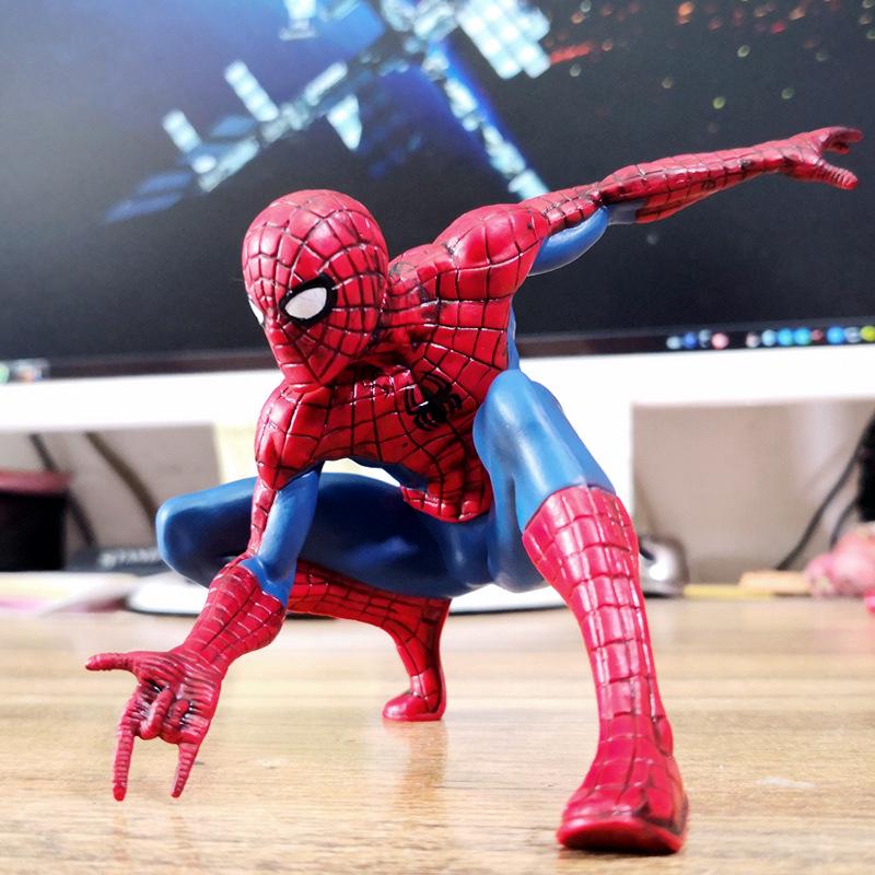 Classic Spider-Man Cake & Car Decoration - Spider Boy Birthday Gift & Car Interior Ornament