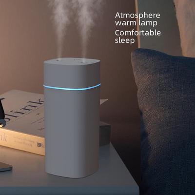 Mini Umidificatore Creativo con Luci Colorate, Alimentato da USB, Doppio Spray e Rifornimento d'Acqua Nano – Regalo Perfetto per la Casa