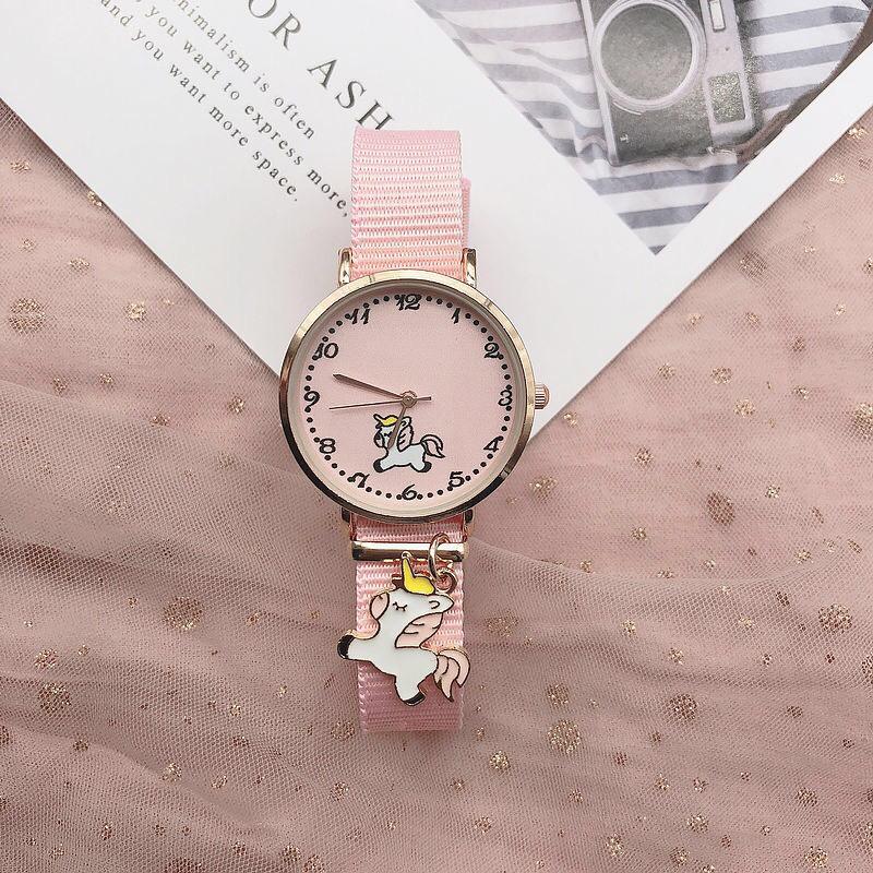 UTHAI BK78 Casual and Fashionable Women Watch Canvas Strap Small Pattern Pendant Quartz Watch Cute Clock Gift Watchs for Woman