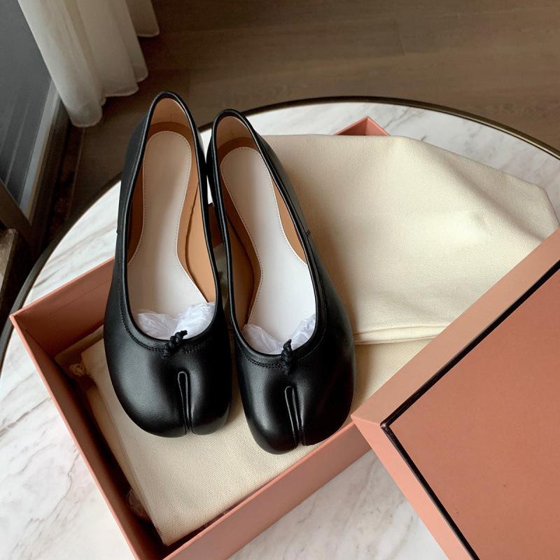 Sheepskin soft-soled pig's trotters split-toed shoes women's genuine leather shallow-mouth flat-soled single shoes are not tired of feet, fairy wind