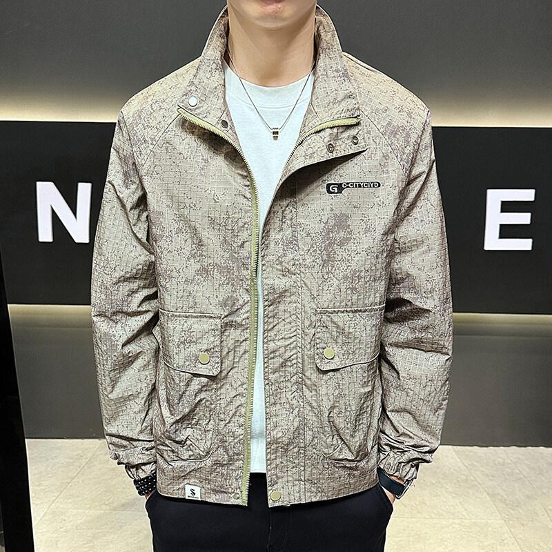 

Весенне-осенняя мужская рабочая куртка, модная и универсальная, новая мужская повседневная куртка с принтом и крашением, со стойкой. 4XL