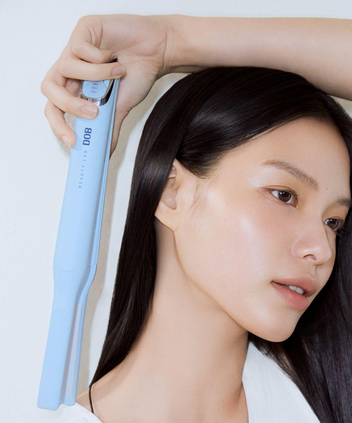 Water Glow Hair Iron Blue Edition The Volume 15mm Free Voltage Root Volume