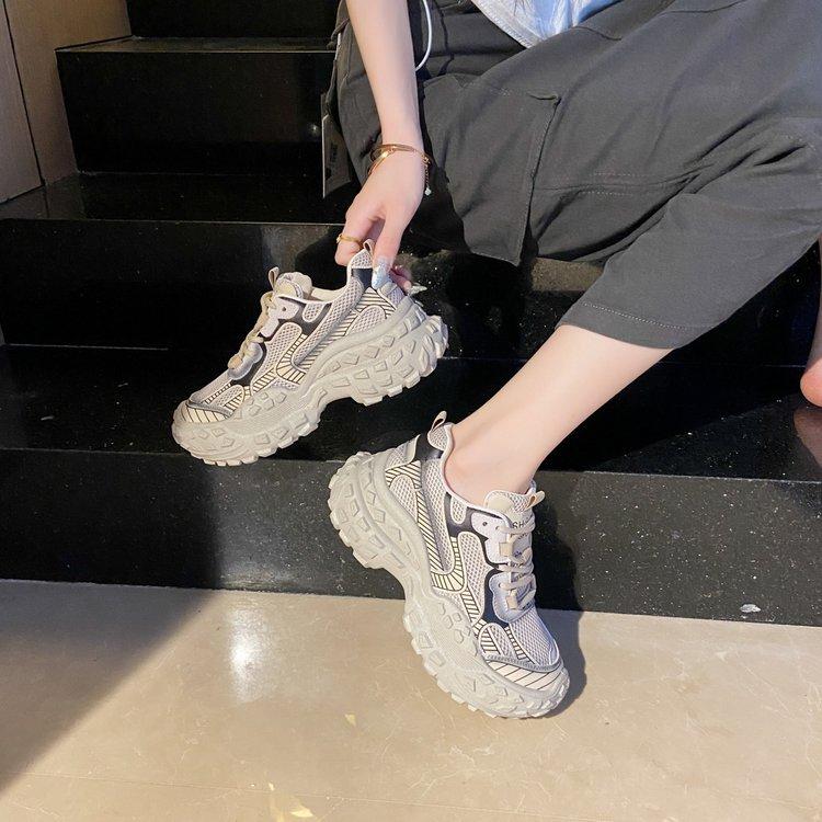 Pineapple durian thick-soled heightened foreign style and thin mesh breathable dad shoes women's summer leisure sports 2025