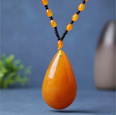 Sweater Chain Imitation Amber Imitation Beeswax Sweater Chain Inlaid With Shells, Plant Fossils, Men's And Women's Fashionable Necklaces