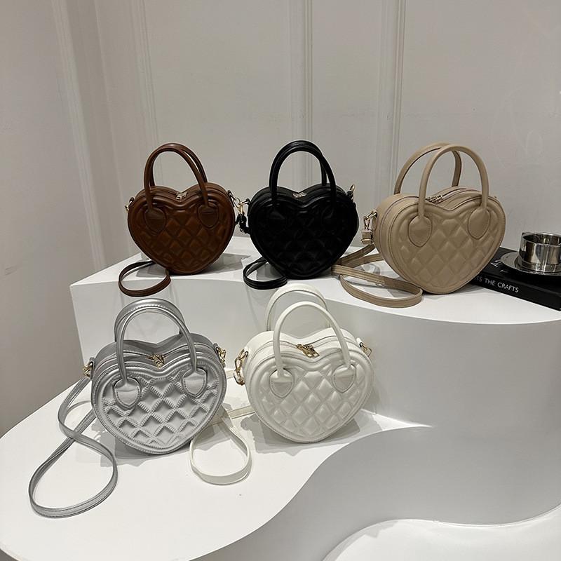 Stylish Pu Leather Heart Tote Bag For Women Chic Street Style Crossbody Bag