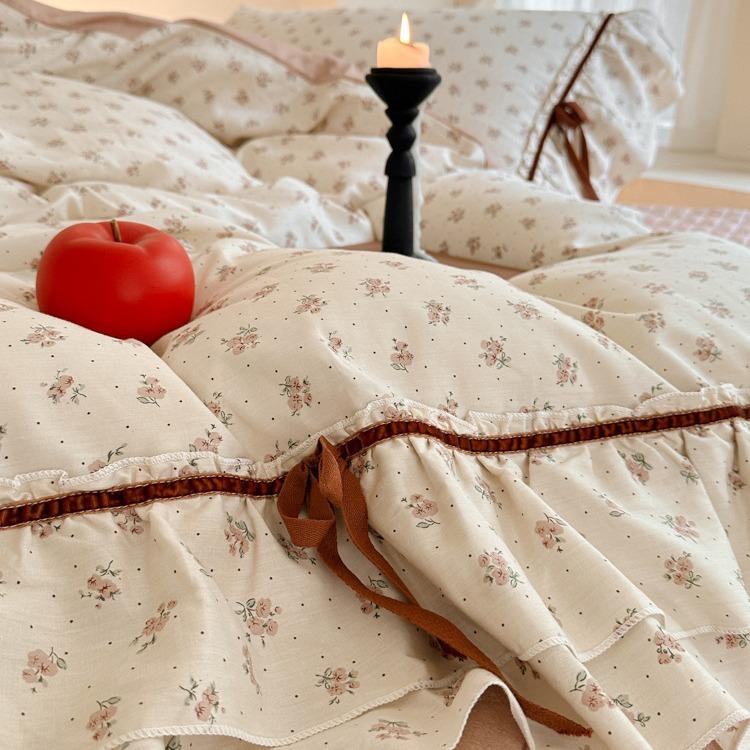 Cotton Bedding Four-piece Set Bow Lace Edge Skin-friendly Breathable Bed Sheet Quilt Cover Pillowcase Kit