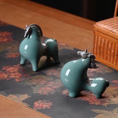 Decoración para el hogar
 – Estatuillas