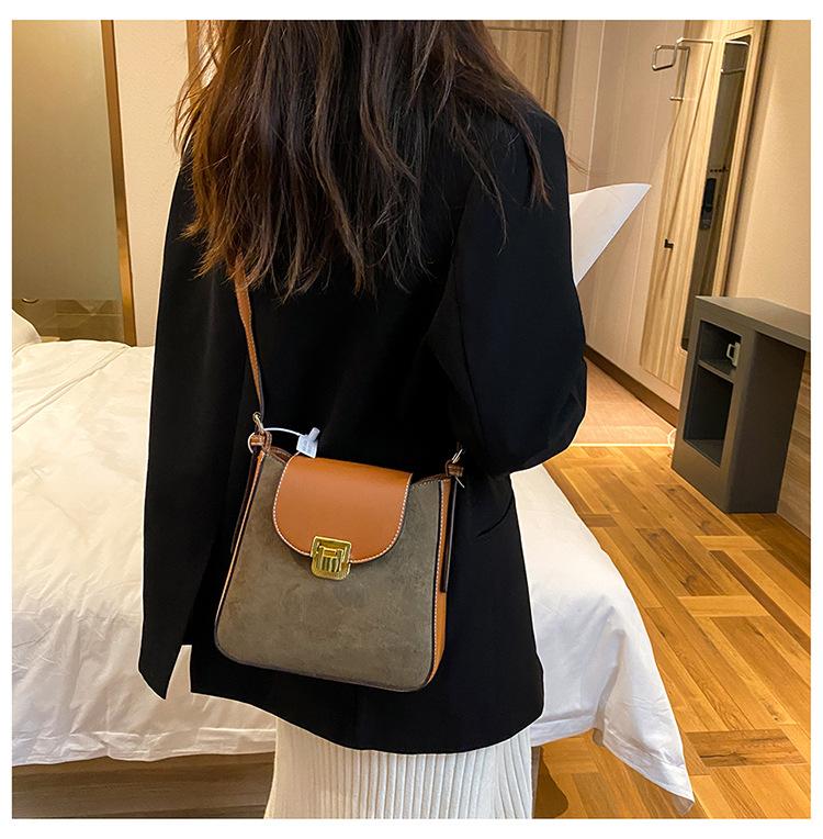 Korean version trendy fashion casual commuter women's shoulder bag European and American retro messenger bag color matching PU small square bag