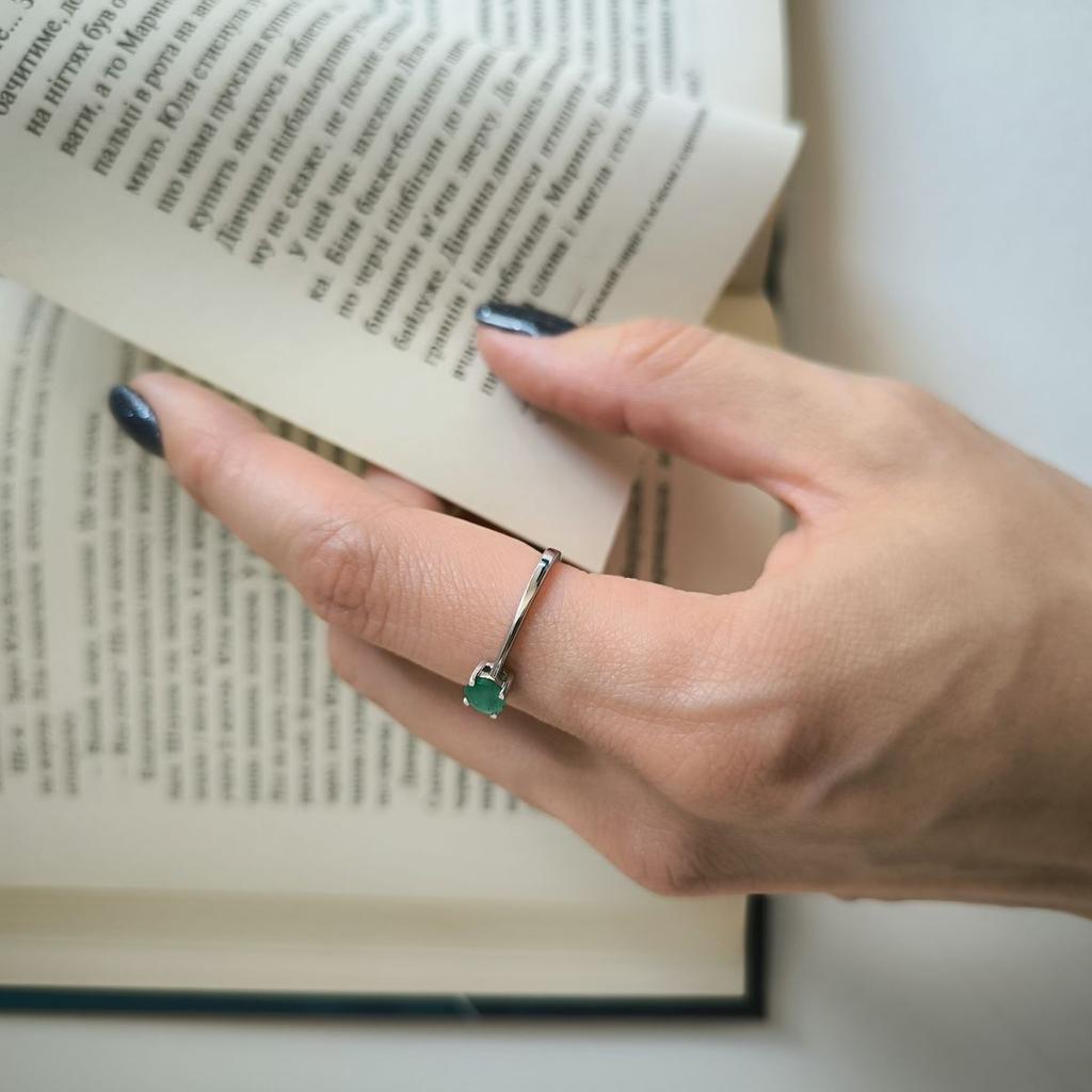 Silver Ring with Natural Emerald 0.488ct, Item Weight 1.71 Gr (2179962)