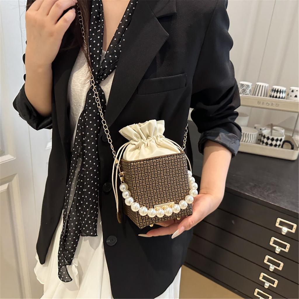 Trendy Small Bag Female Simple Crossbody Bag Chain Simple Drawstring Fashion Shoulder Bag