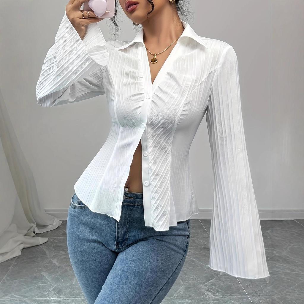 Spring and Summer New Elegant V-neck Single-breasted Solid Color Striped Shirt for Women