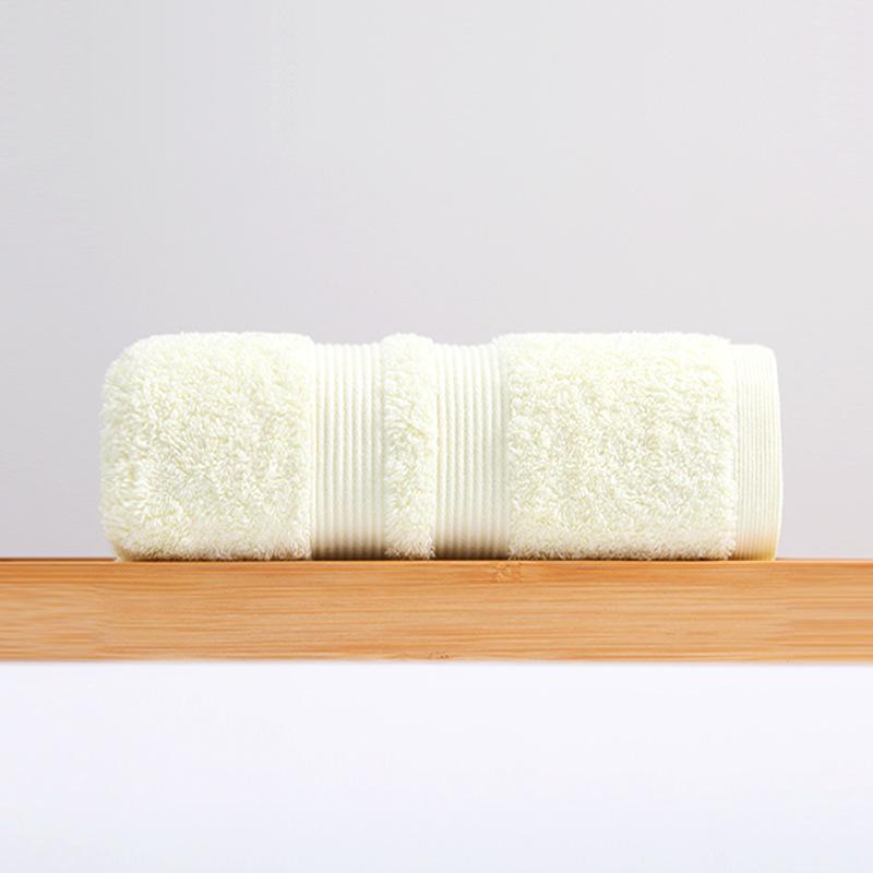 Large Absorbent Xinjiang Cotton Bath Towel - Soft and Thick Pure Cotton for Adults