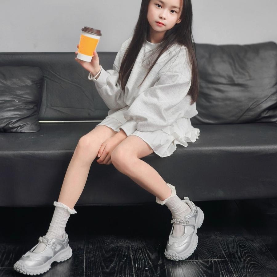Girls' Breathable Sports Shoes Children's Mary Jane Shoes Lightweight Casual Shoes Fashionable Dad Shoes