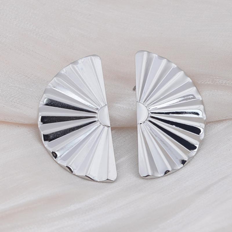 Vintage Gefaltete Crimple Sektor Ohrringe Stud für Frauen Mode Zink-legierung Retro Ohrringe Einfache Nische Temperament Schmuck Geschenk