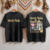 Stevie Nicks Vintage T-Shirt und Kinder T-Shirt Beidseitig bedrucktes T-Shirt Boho Rock Stil Retro Musikliebhaber Geschenk Unisex Oversized Shirt und Kinder T-Shirt