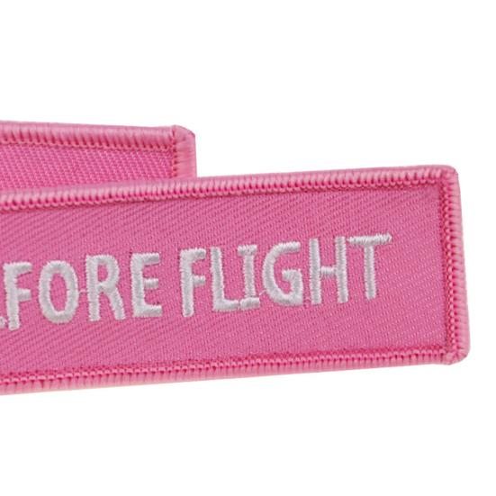 „Kiss Me Before Flight“-Stickerei-Tag, Auto-Schlüsselanhänger, Schlüsselanhänger, Anhänger