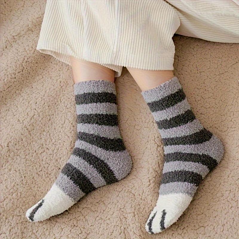 Autumn&Winter 3 Pairs Women's Cat Paw Pattern Thermal Socks,Fuzzy Soft Comfortable Coral Fleece Striped Cute Design Warm Floor Socks for Cold Weather