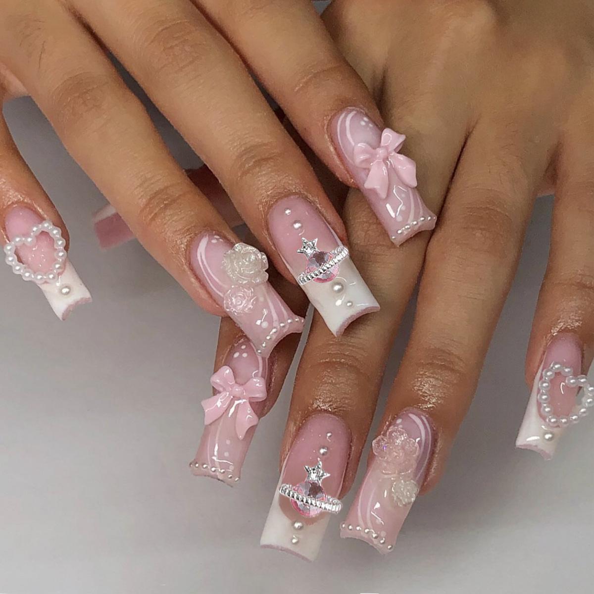 

3D French Pipe Nail with Pearl Bow and Stone Flower Design