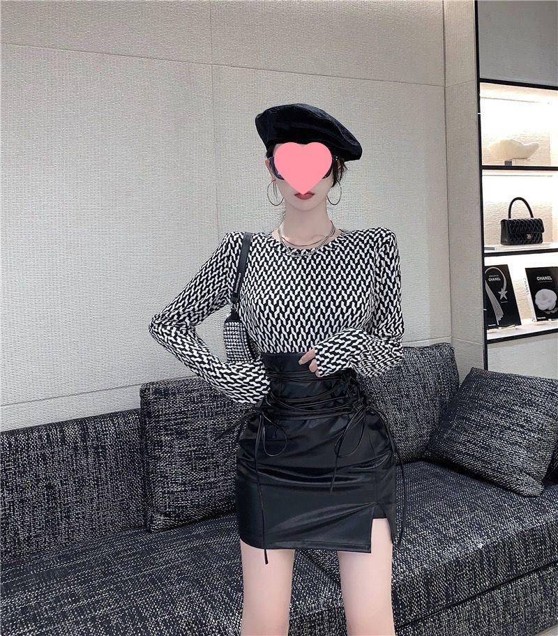 2025 New Autumn/Winter Petite High-Waisted Split Leather Midi Skirt for Women - Spicy Girl Collection