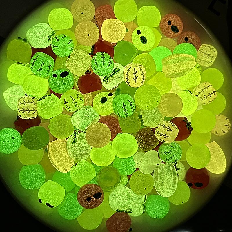 10 Pcs Glow-in-the-dark Cute Fruit Doll Resin Desktop Decorations Ornaments Diy Handmade Hairpin Keychain Accessories Toys