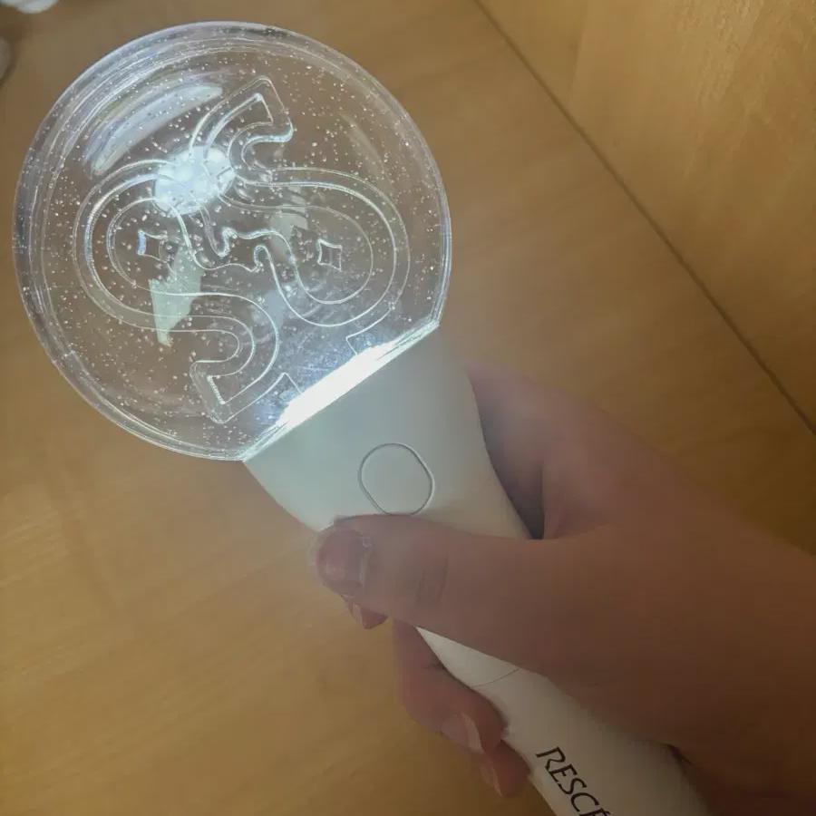 

Lisenne Lightstick