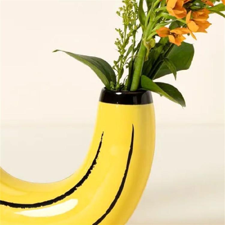 Modern Banana Shape Resins Vases Home Decors for Enhancing Living Room or Dining Table Flower Arrangement Container