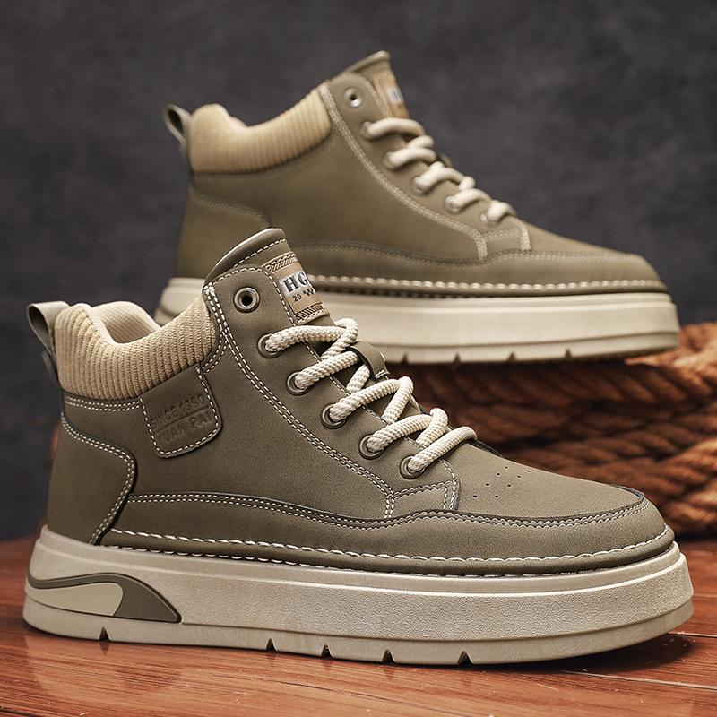 Neue Herren-Skateboardschuhe im klassischen Stil mit niedriger Spitze und dicker Sohle, bequeme Basketball-Sneakers mit weicher Sohle