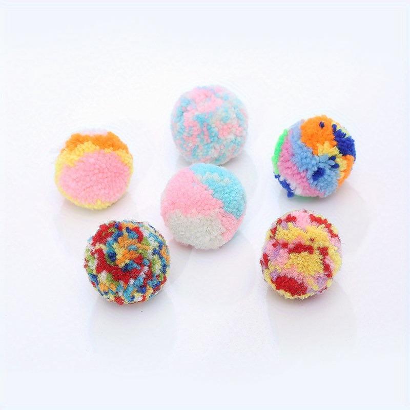 6PCS Colored Wool Ball Diameter about 5cm Pet Supplies Cat Toys Nibble Resistant Rolling Plush Ball Throw and Catch Ball.