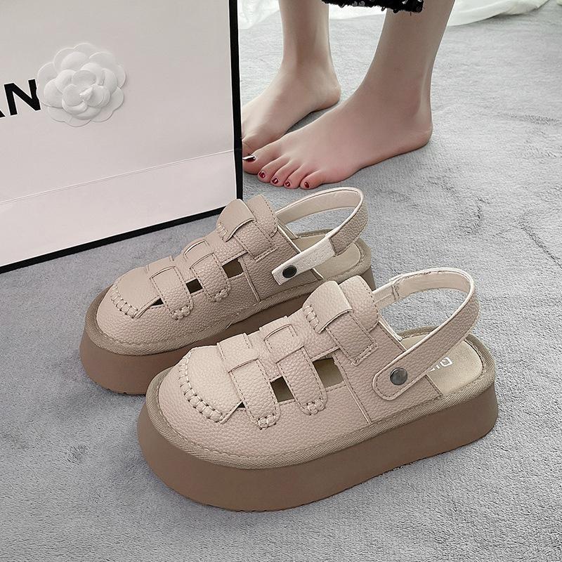 Two wear hollowed-out bag head sandals women's wholesale summer new hole hole Mori Roman shoes thick-soled half slippers women's outer wear