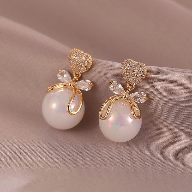 2023 Trendy Mermaid Heart Pearl Earrings: S925 Sterling Silver Studs