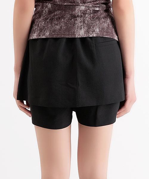 WHEN YOU MOVE Basic Elastic Skirt Shorts Black