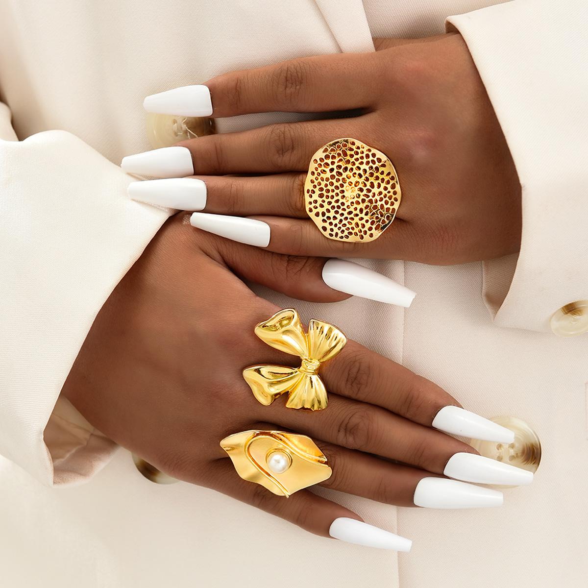 

3Pcs/Set Women‘s Exaggerate Irregular Rings Vintage Geometric Gold Color Bow Faux Pearl Rings Set Female Party Jewelry Accessory
