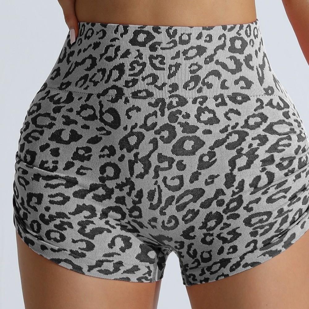 Leopard Seamless Shorts Hip Liftting Yoga Shorts Summer Women Slim Leggings Running