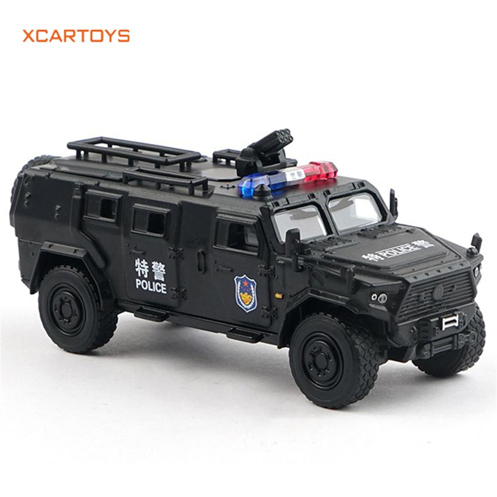 Xcartoys1/64 Dongfeng Off-road Jeep Information Combat Vehicle Ornaments Mengshi Gen.3 Wheeled Transport Armored Assault Vehicle