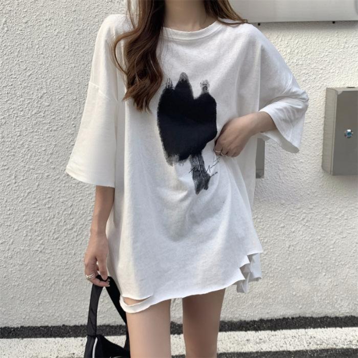 Süßes und cooles Wind-Ripped Kurzarm-T-Shirt Damen-Oberteil Sommer 2025 Neues lockeres Mode-Design Nischen-Basicshirt